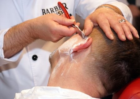 Barbers` Corner 