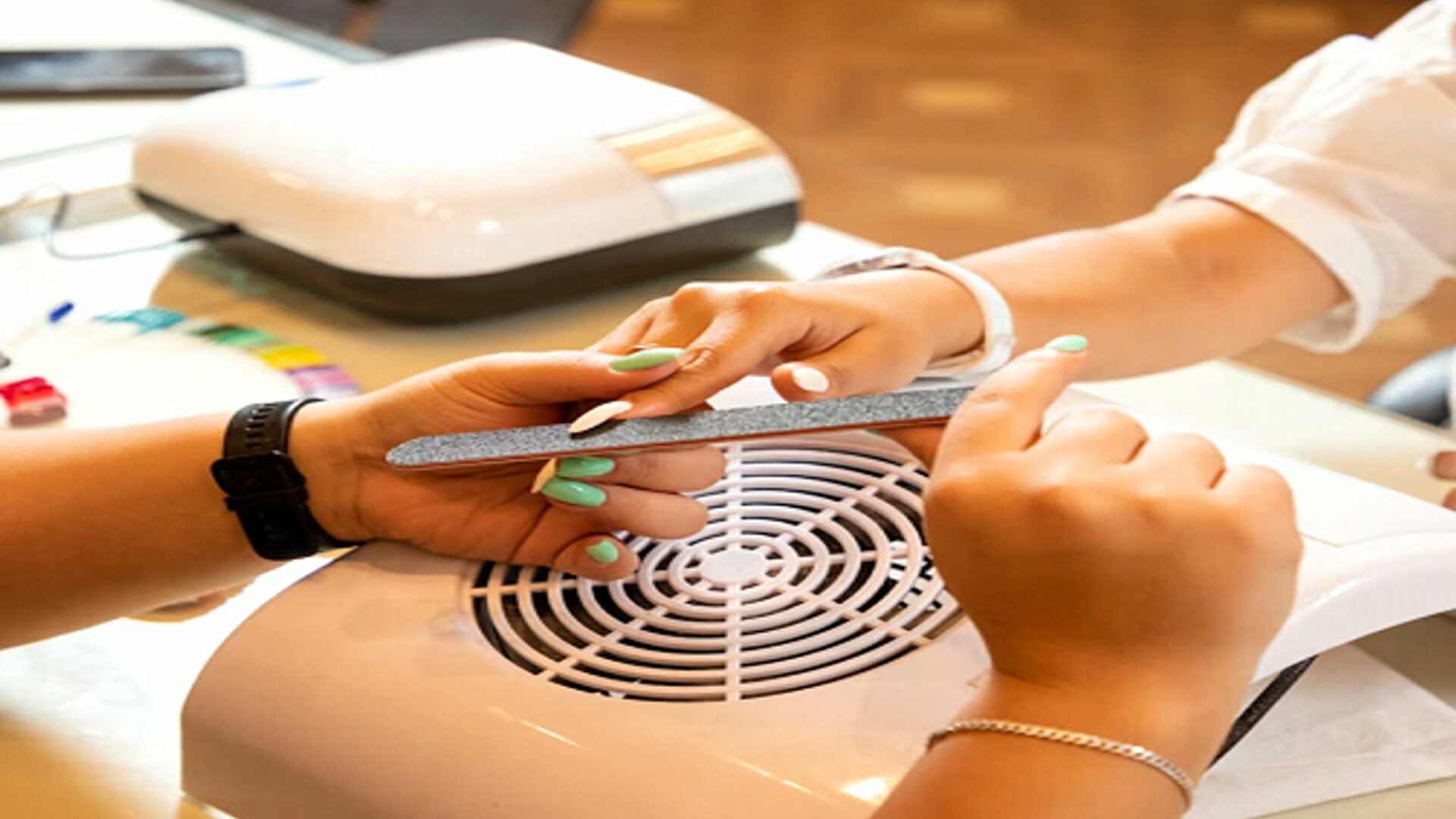 Nagelfeilen im professionellen Einsatz